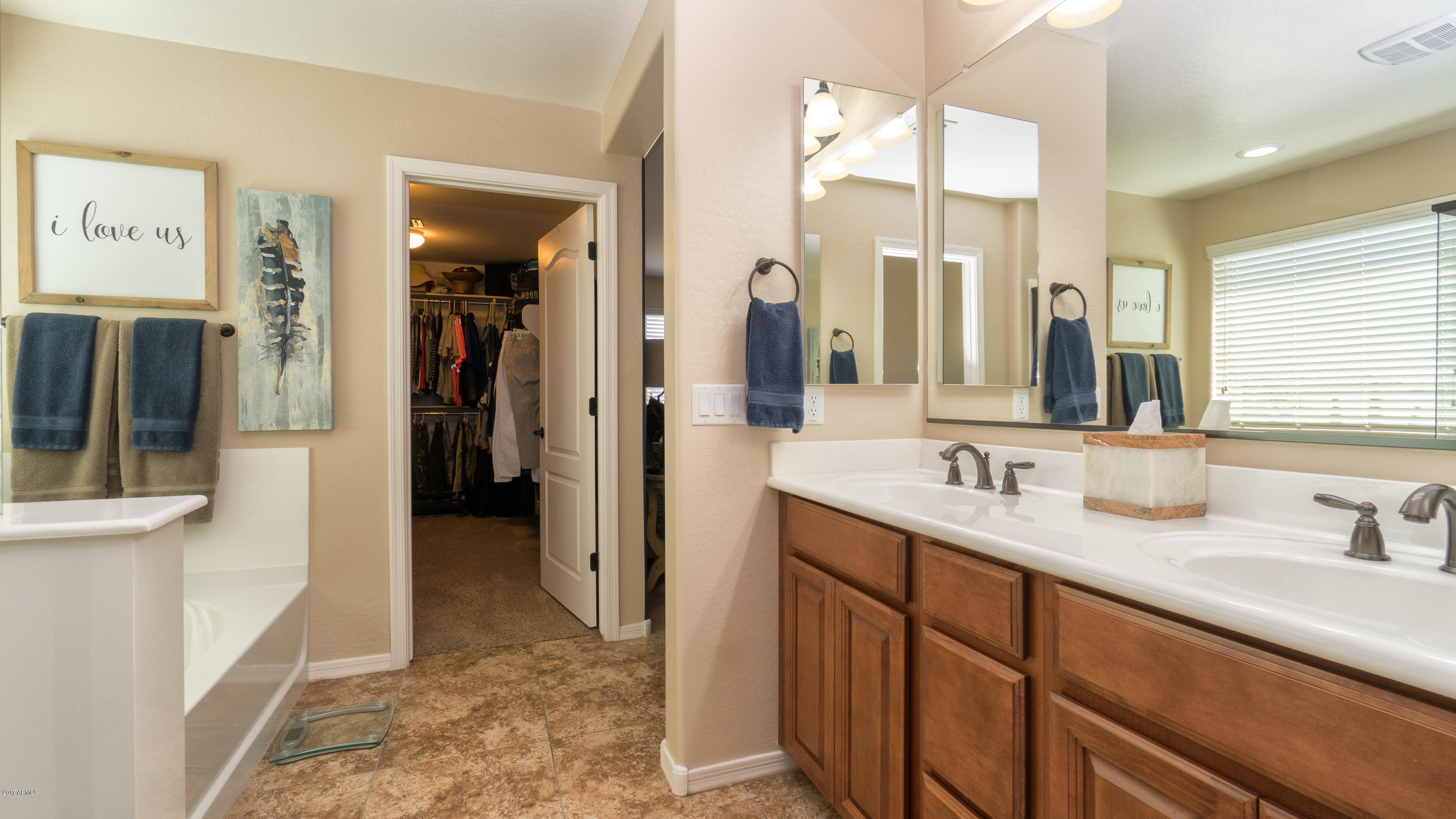 1544 East Hummingbird Way Gilbert, AZ 85297 - Photo 27 of 43 1544 E Hummingbird Way-28
