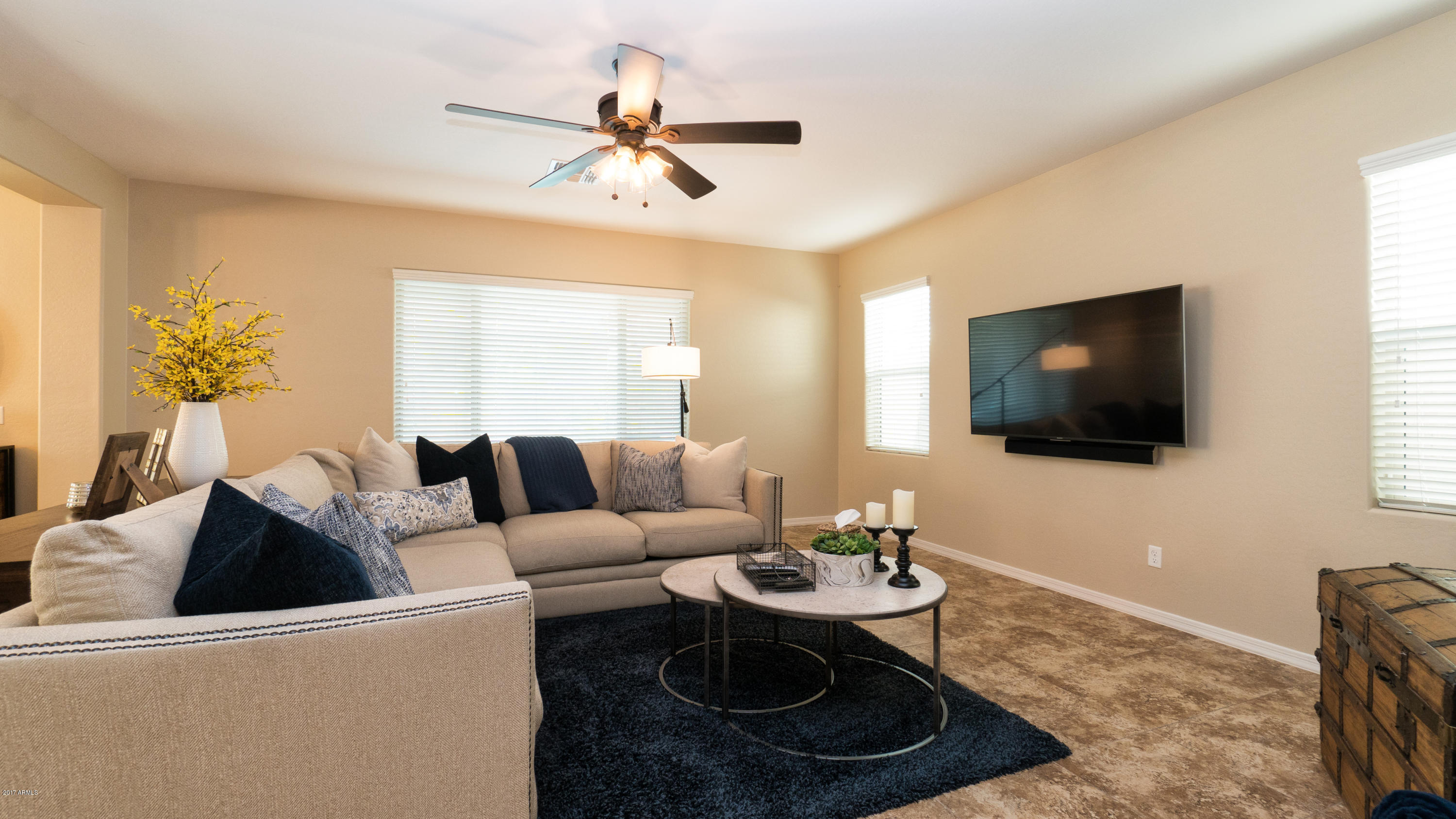 1544 East Hummingbird Way Gilbert, AZ 85297 - Photo 5 of 43 1544 E Hummingbird Way-5