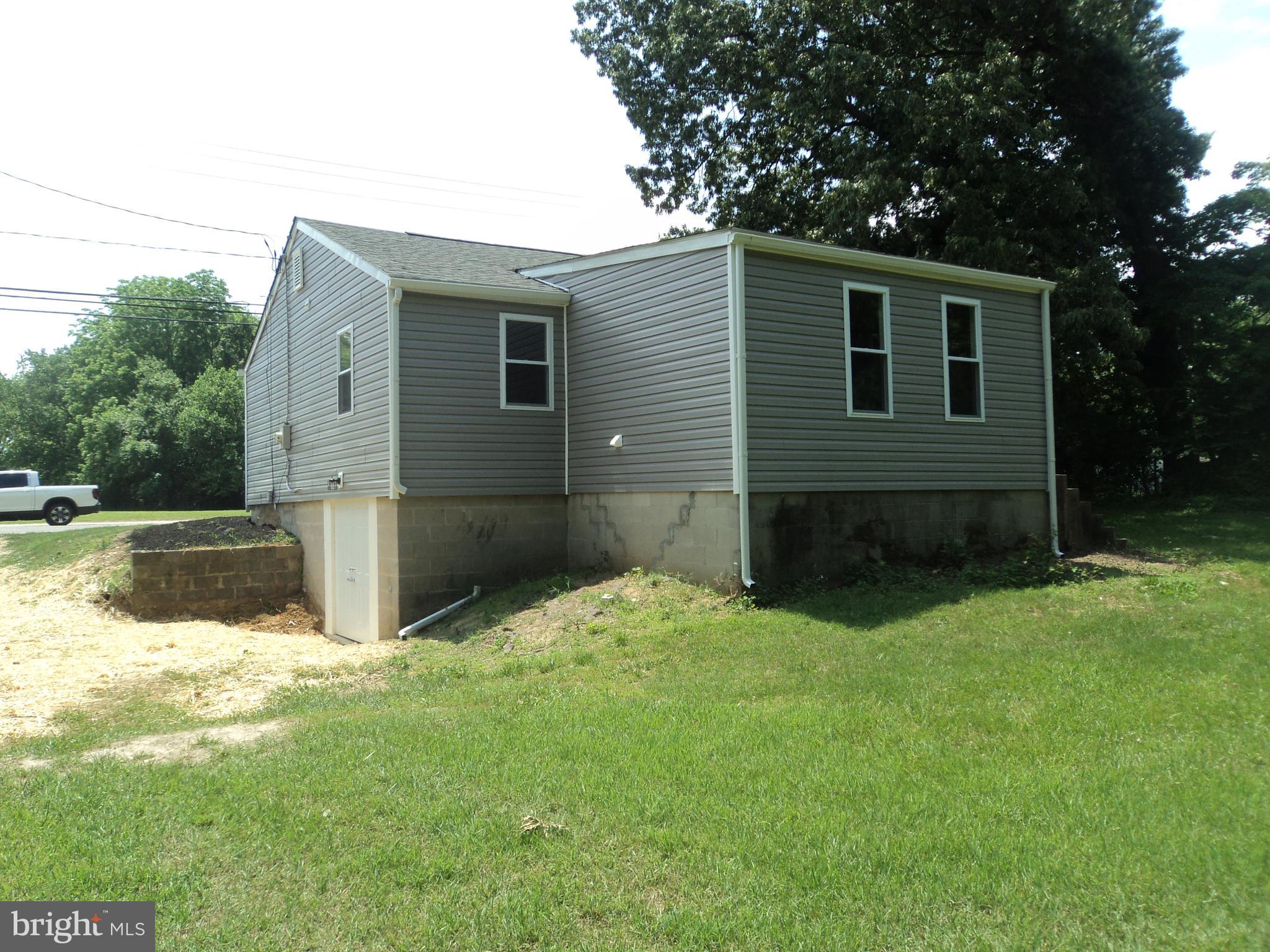 489 Voshells Mill Star Hill Road Dover, DE 19901 - Photo 4 of 19 Gallery Image 4