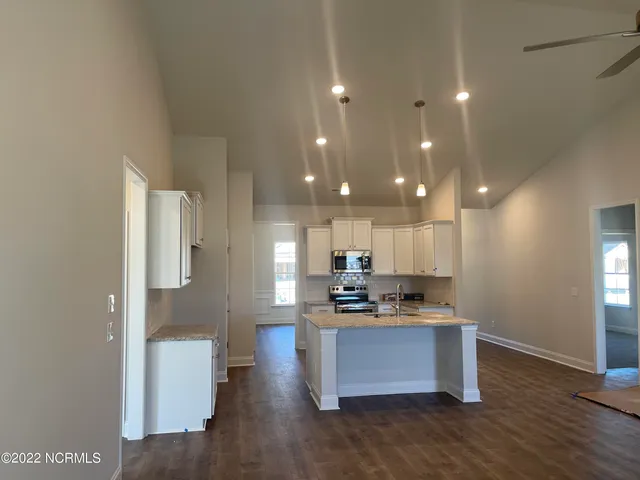 $321,300 | 416 Lemonade Lane, Grimesland, NC 27837