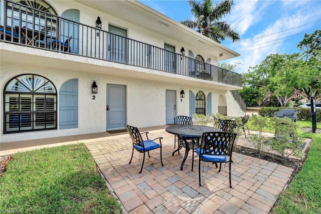 655 8th Avenue South, Unit 6 Naples, FL 34102 - Photo 3 of 20 Patio and Grill
