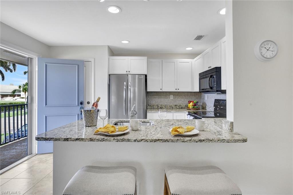 655 8th Avenue South, Unit 6 Naples, FL 34102 - Photo 10 of 20 Kitchen