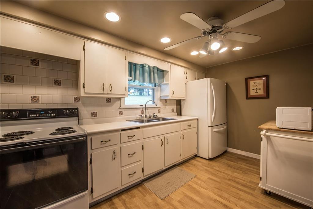 132 Spring Hill Road Lowber, PA 15660 - Photo 7 of 25 Gallery Image 7