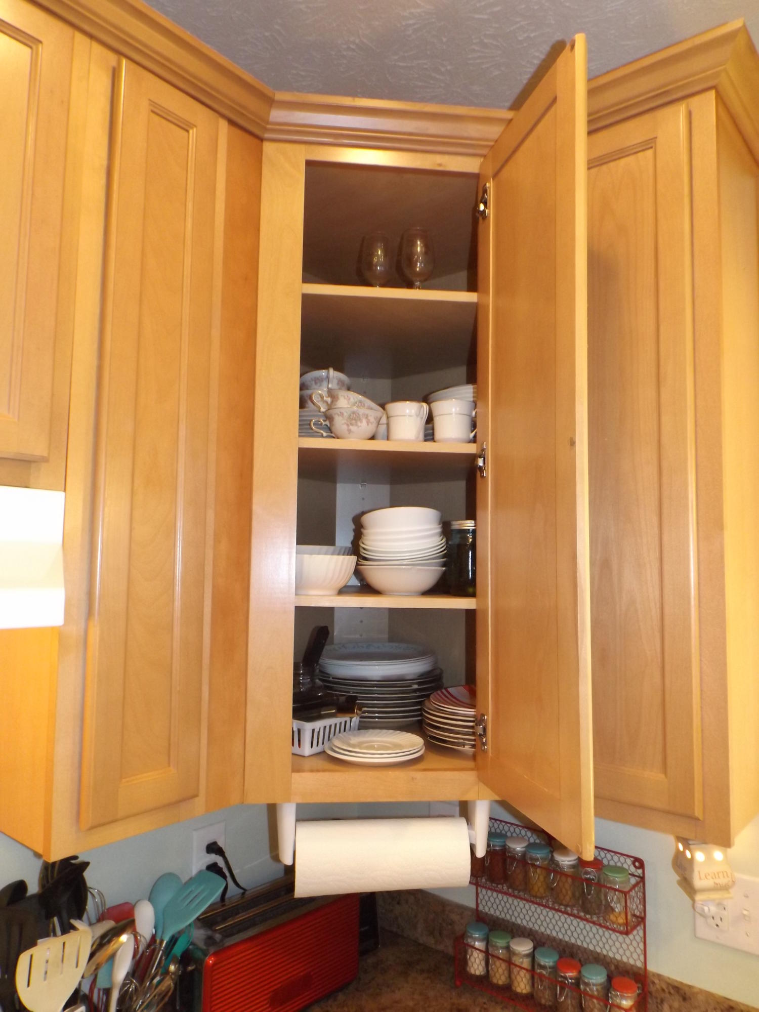 4748 Meadors Spur Road Moneta, VA 24121 - Photo 26 of 36 42 Inch Tall Maple Cabinets