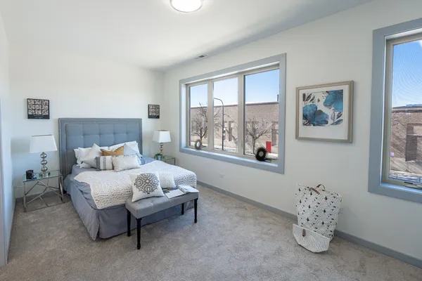 $699,000 | 4353 South Halsted Street, Chicago, IL 60609