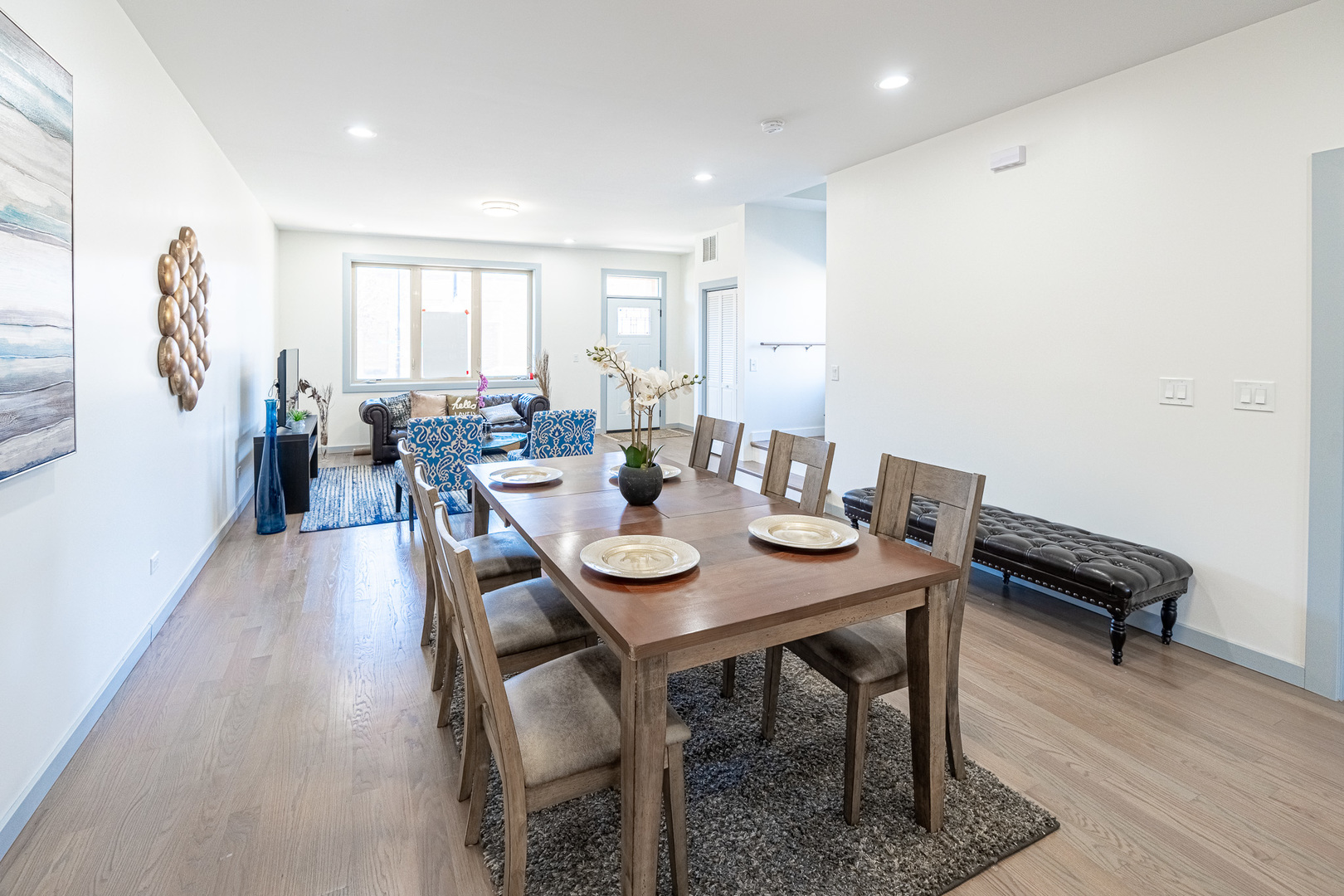 4353 South Halsted Street Chicago, IL 60609 - Photo 4 of 21 a view of a dining room with furniture and wooden floor