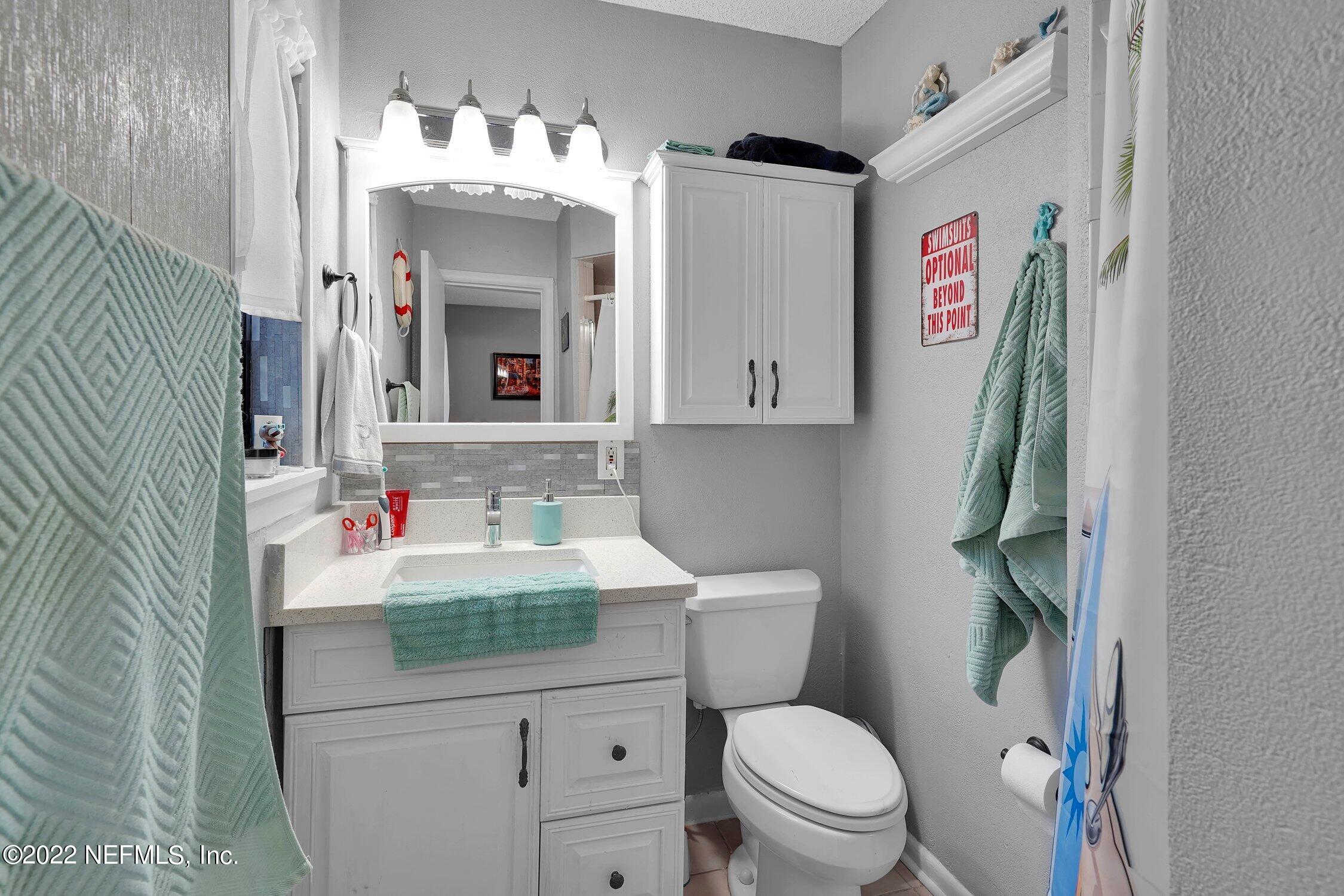 1844 Ryar Road Jacksonville, FL 32216 - Photo 19 of 25 Bathroom