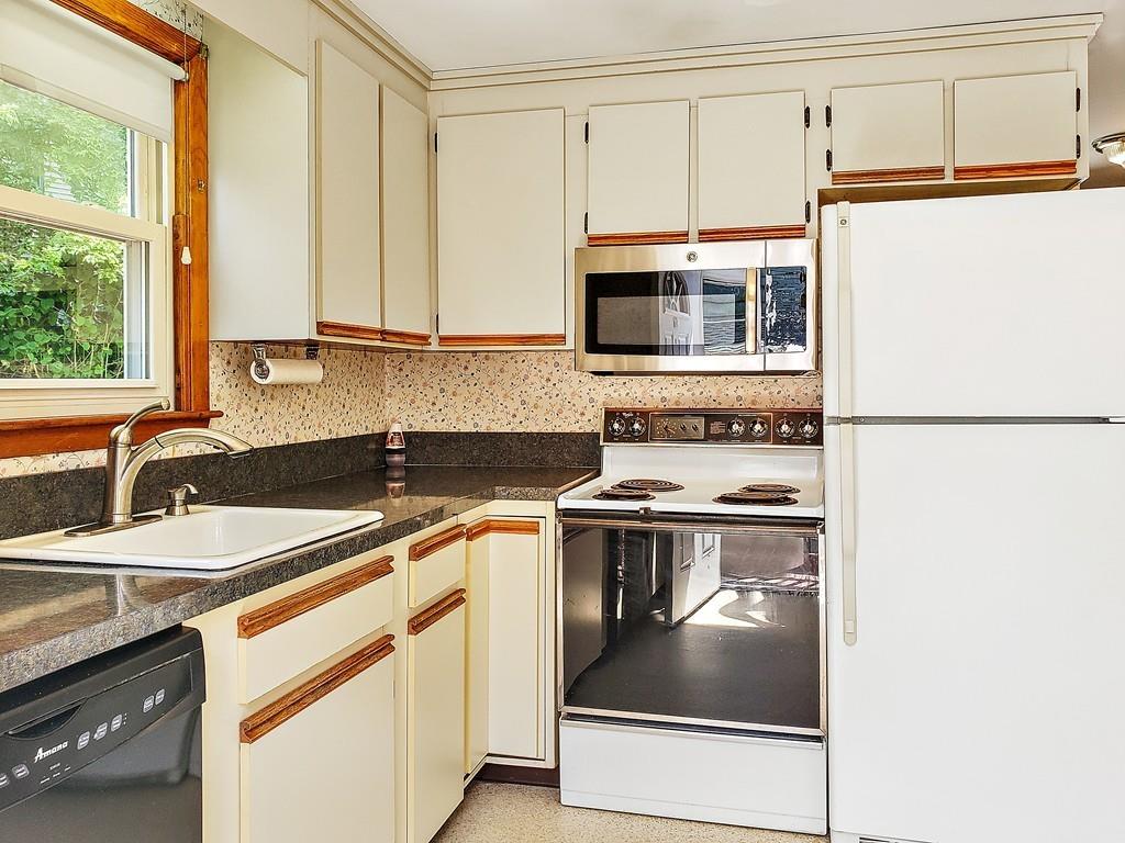 50 Lodgehill Road Boston, MA 02136 - Photo 17 of 34 Gallery Image 17