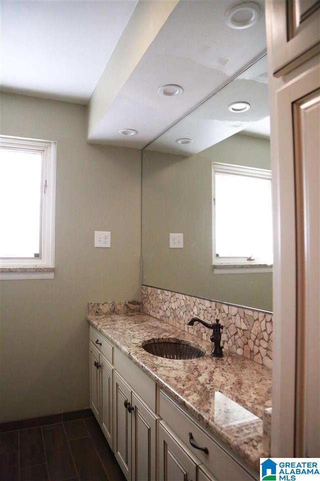307 Southridge Road Jasper, AL 35504 - Photo 10 of 22