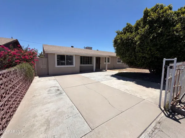 $325,000 | 4505 West Clarendon Avenue, Phoenix, AZ 85031
