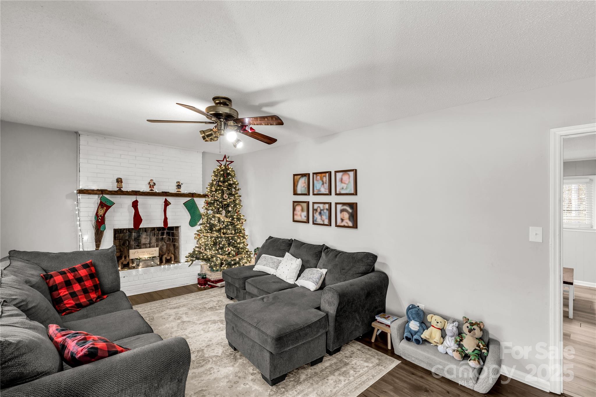 1789 Tom Joye Road Clover, SC 29710 - Photo 4 of 24 Gallery Image 4