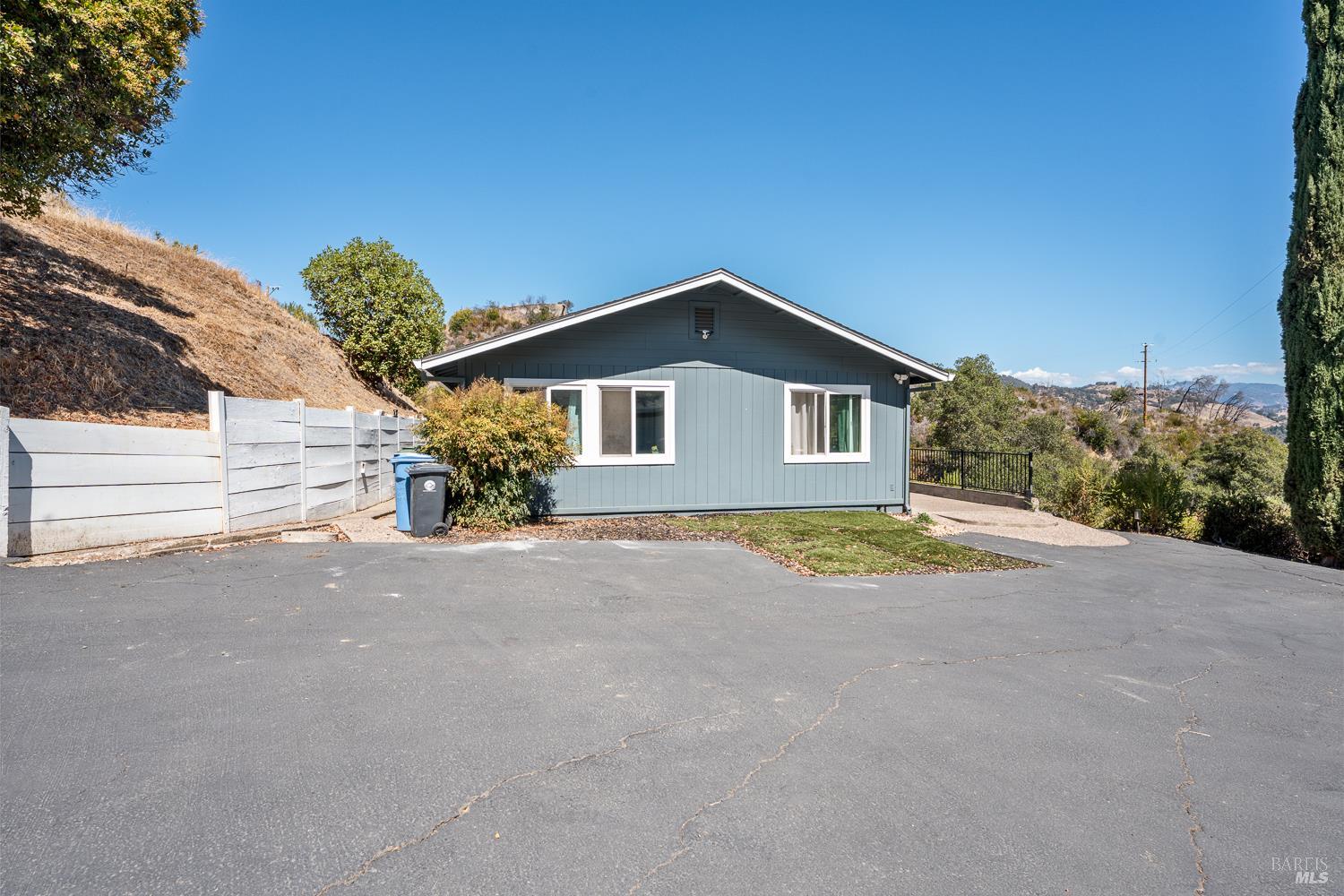 5791 Lake Ridge Road Ukiah, CA 95482 - Photo 17 of 20 Gallery Image 17