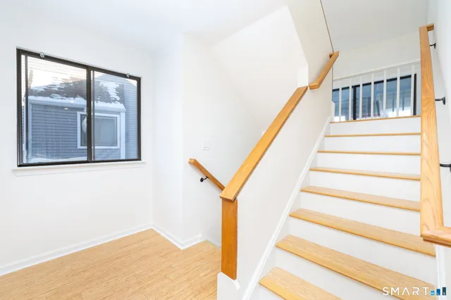 $399,900 | 78 Crossroads Lane, Unit 78, Glastonbury, CT 06033