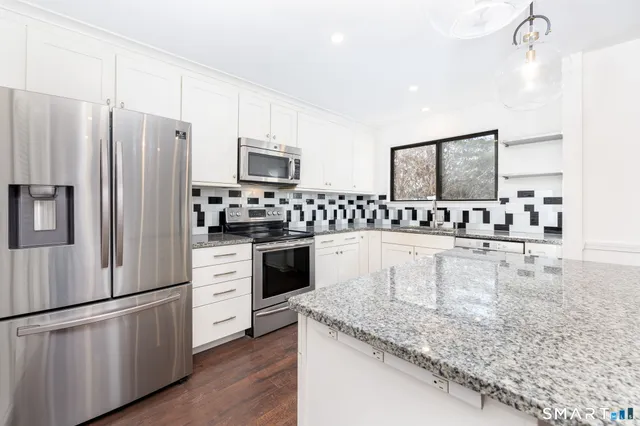 $399,900 | 78 Crossroads Lane, Unit 78, Glastonbury, CT 06033