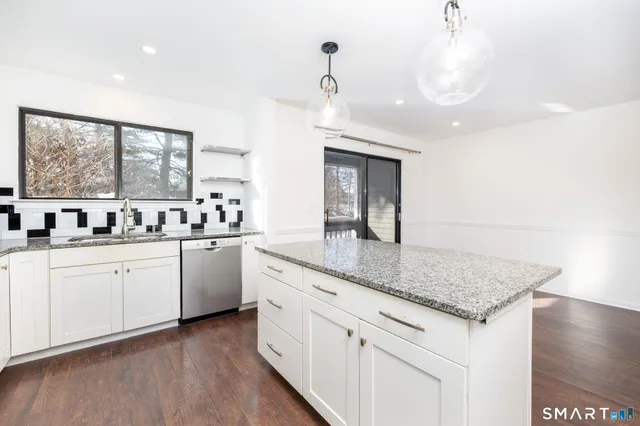 $399,900 | 78 Crossroads Lane, Unit 78, Glastonbury, CT 06033