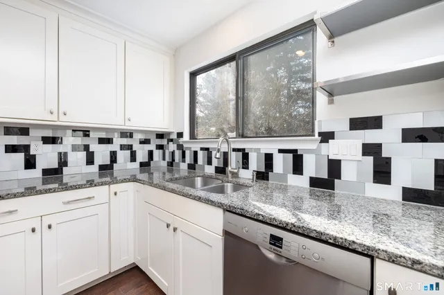 $399,900 | 78 Crossroads Lane, Unit 78, Glastonbury, CT 06033