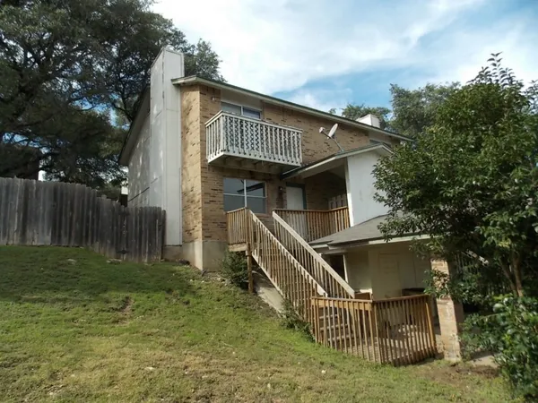 $1,495 | 8104 Dunn Street, Unit A, Austin, TX 78745