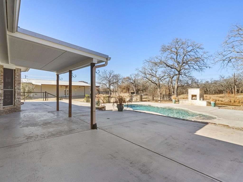 143 Florence Lane Springtown, TX 76082 - Photo 26 of 40