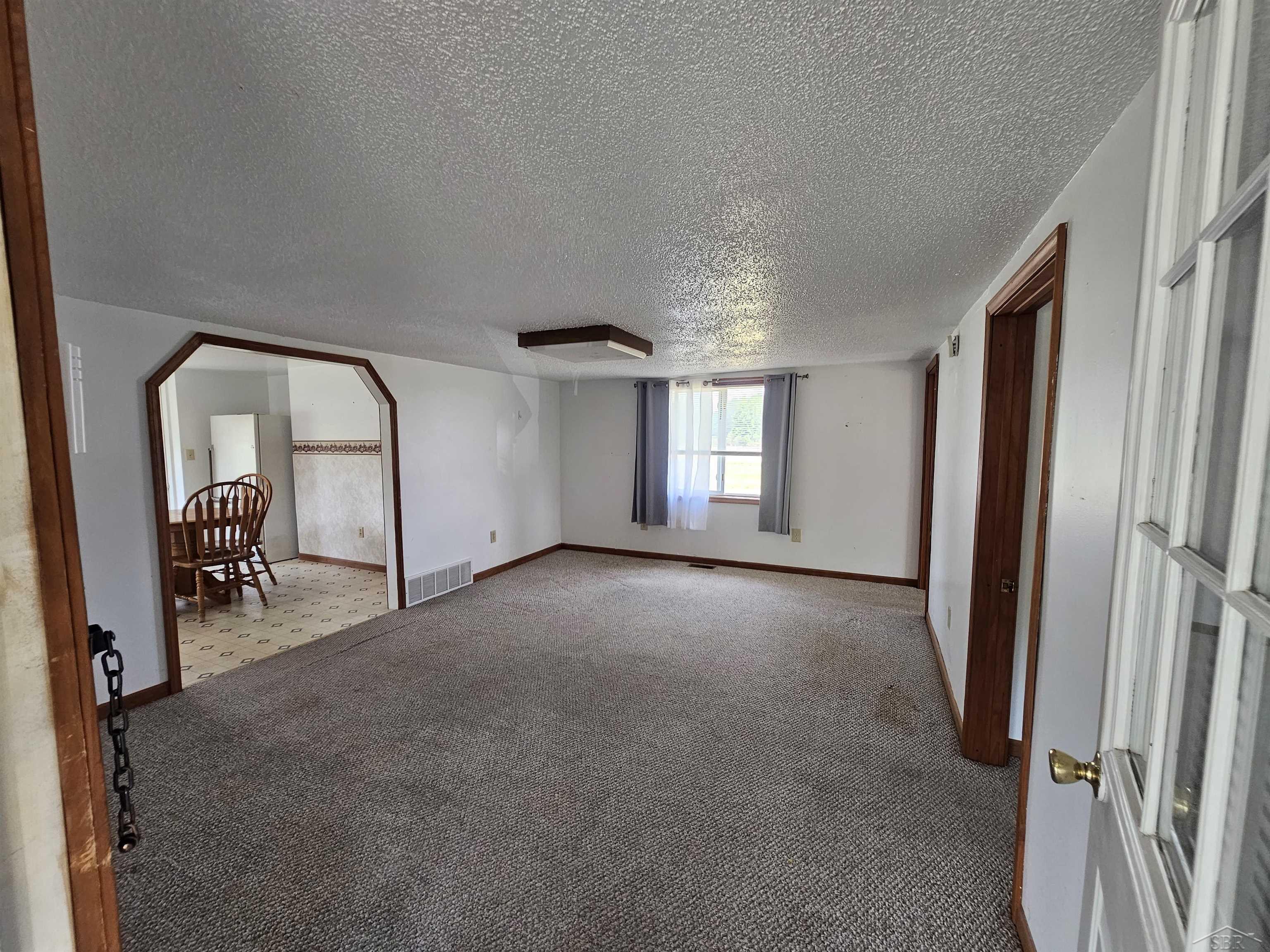 357 East Townline Road Pinconning, MI 48650 - Photo 6 of 36 50111229-5.JPG