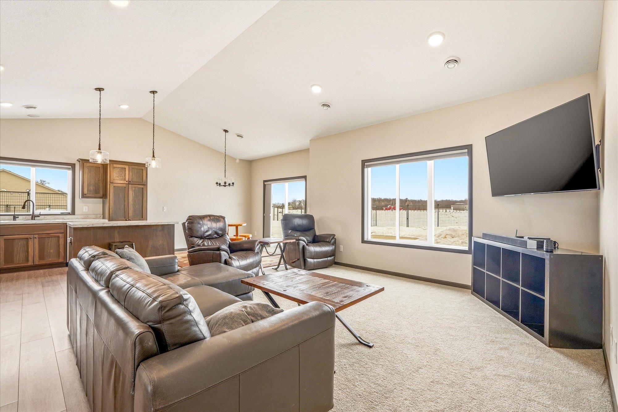 8594 Dolphin Road Princeton, MN 55371 - Photo 7 of 34