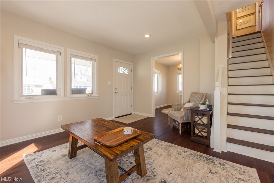 1603 Roselawn Road Cleveland, OH 44124 - Photo 5 of 35 Gallery Image 5