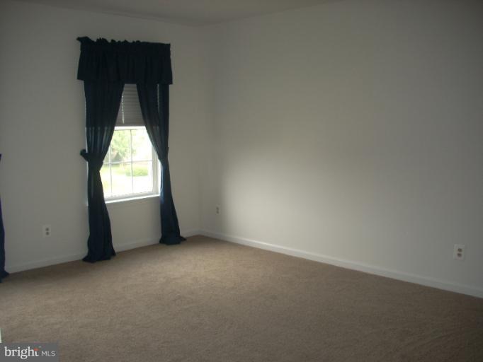 8000 Folkstone Road Manassas, VA 20111 - Photo 1 of 16 Bedroom