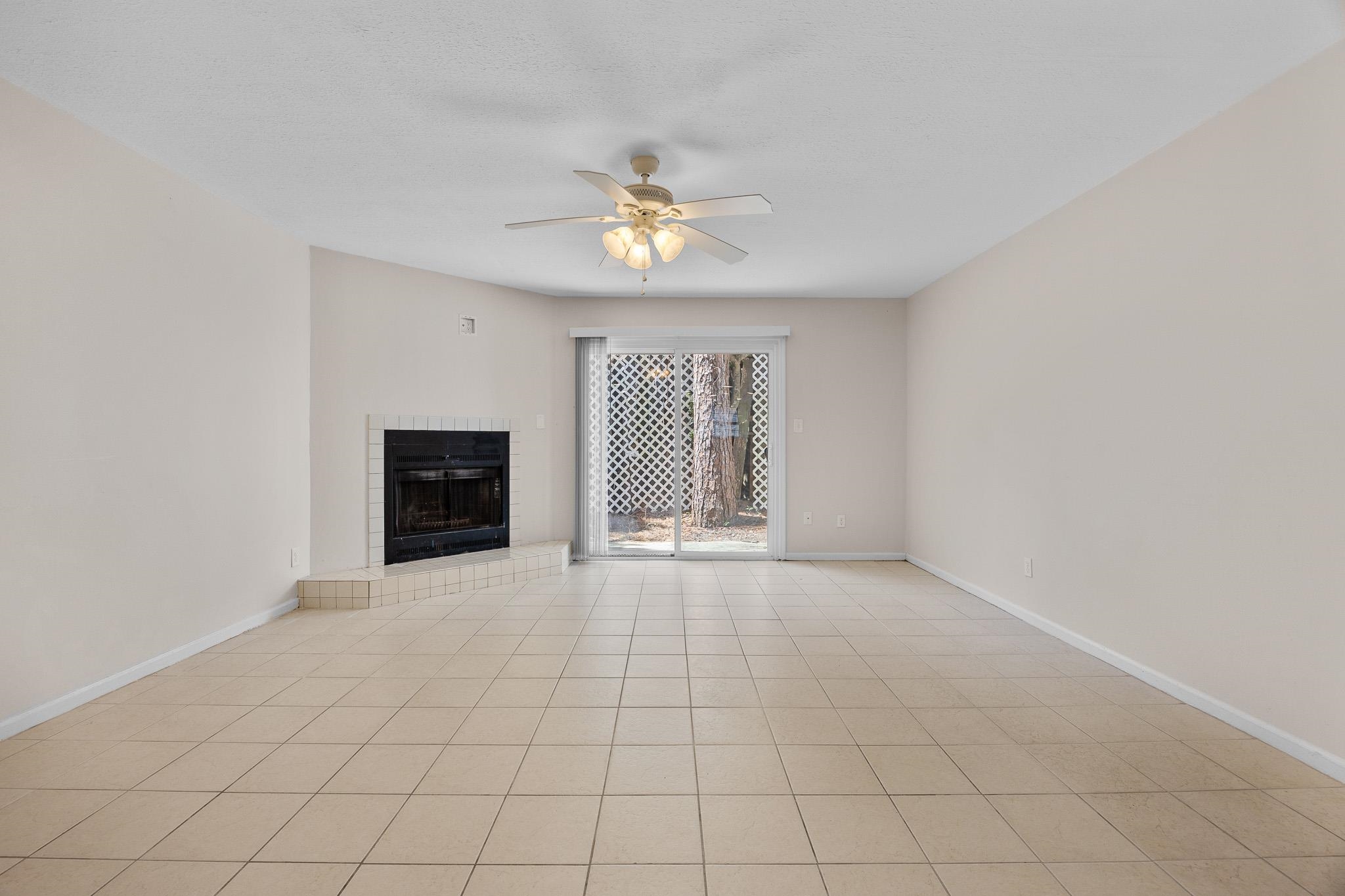 6703 Jefferson Place, Unit B2 Myrtle Beach, SC 29572 - Photo 11 of 38