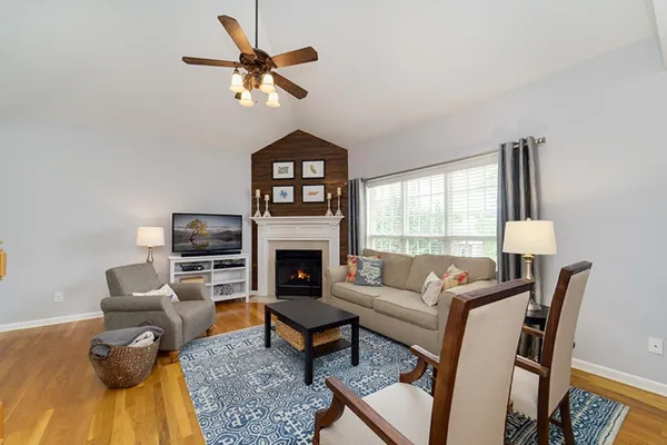 $2,095 | 151 Stillwater Trail, Hendersonville, TN 37075