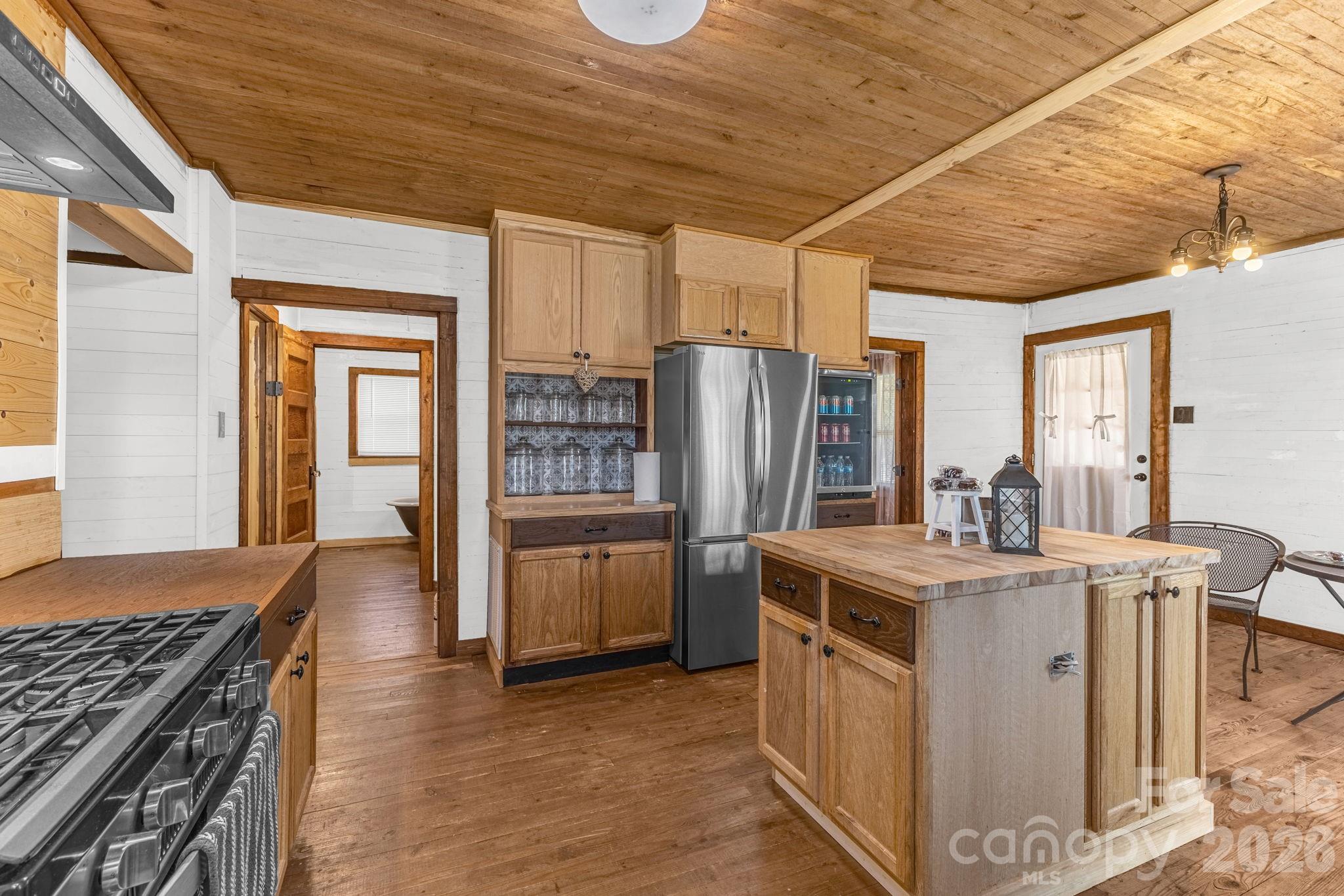 98 Poplar Springs Road Hiddenite, NC 28636 - Photo 14 of 37