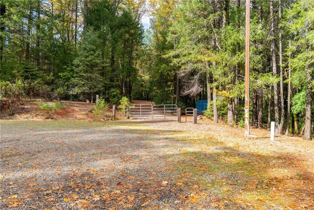 $299,000 | 16376 Stage Road, Forest Ranch, CA 95942