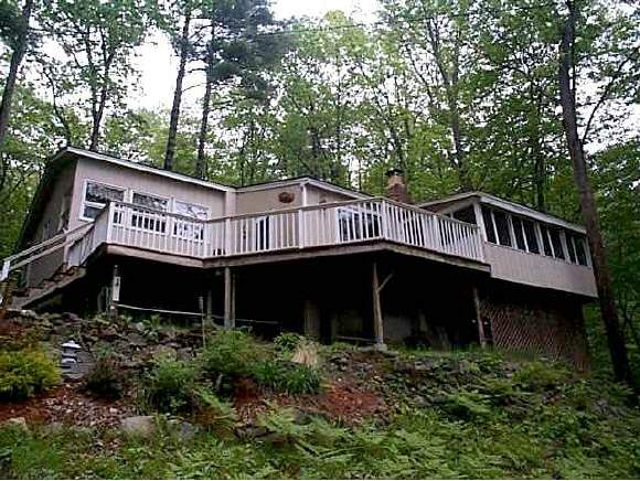 69 Lakeshore Road Barnstead, NH 03225 - Photo 1 of 1