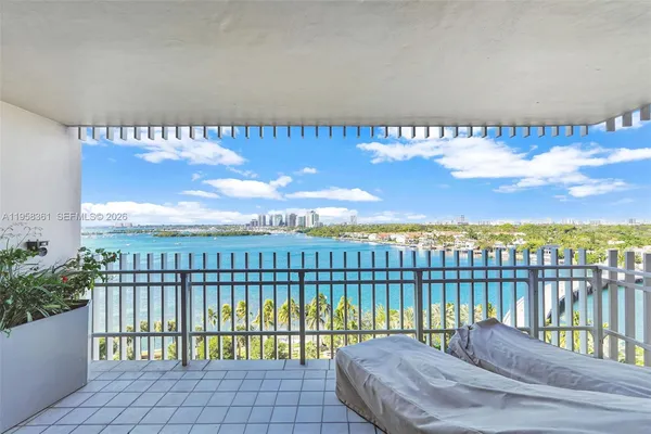$2,400,000 | 1 Grove Isle Drive, Unit A1110, Miami, FL 33133