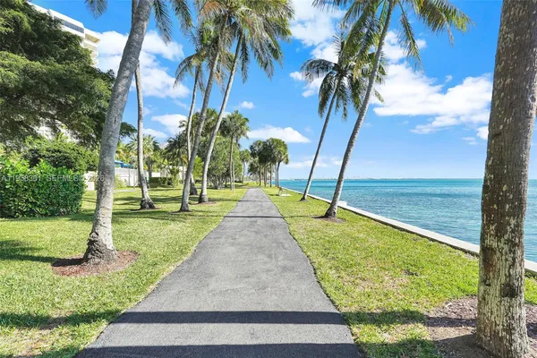 $2,400,000 | 1 Grove Isle Drive, Unit A1110, Miami, FL 33133