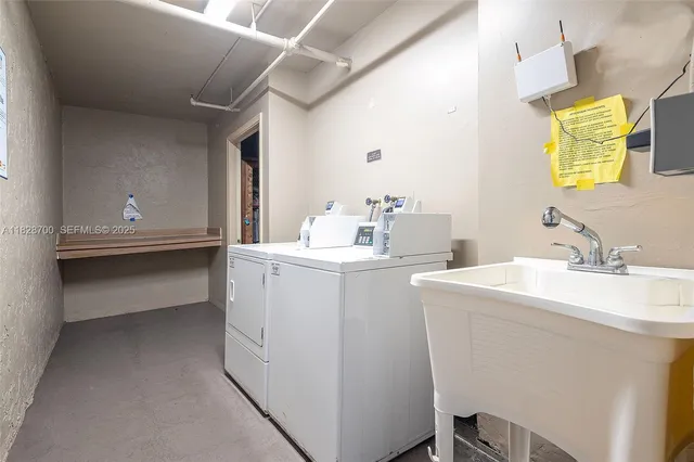 a view of a house with swimming pool and a yard