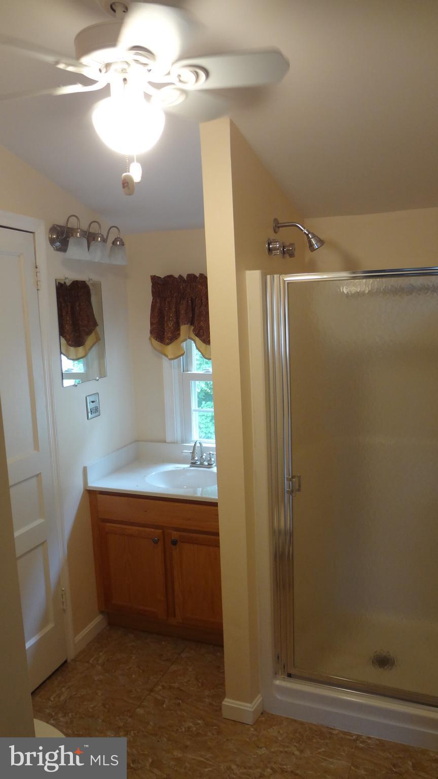 1749 Thurston Road Dickerson, MD 20842 - Photo 14 of 20 Full Bath 2