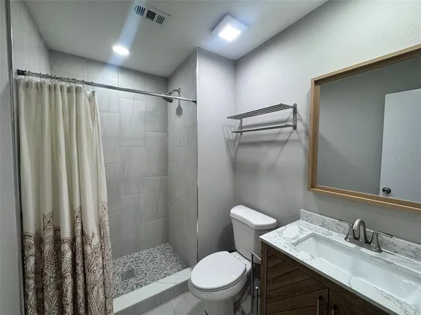 $1,699 | 13903 Timberland Drive, Unit 204, Orlando, FL 32824