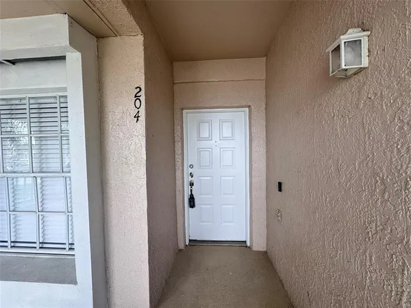 $1,699 | 13903 Timberland Drive, Unit 204, Orlando, FL 32824