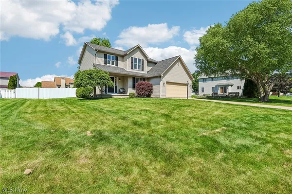 $389,000 | 5255 Sycamore Hill Drive, New Middletown, OH 44442