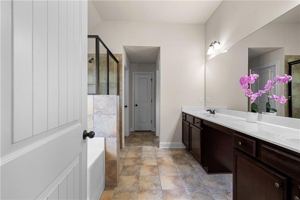 3256 Alhambra Circle Hampton, GA 30228 - Photo 30 of 65