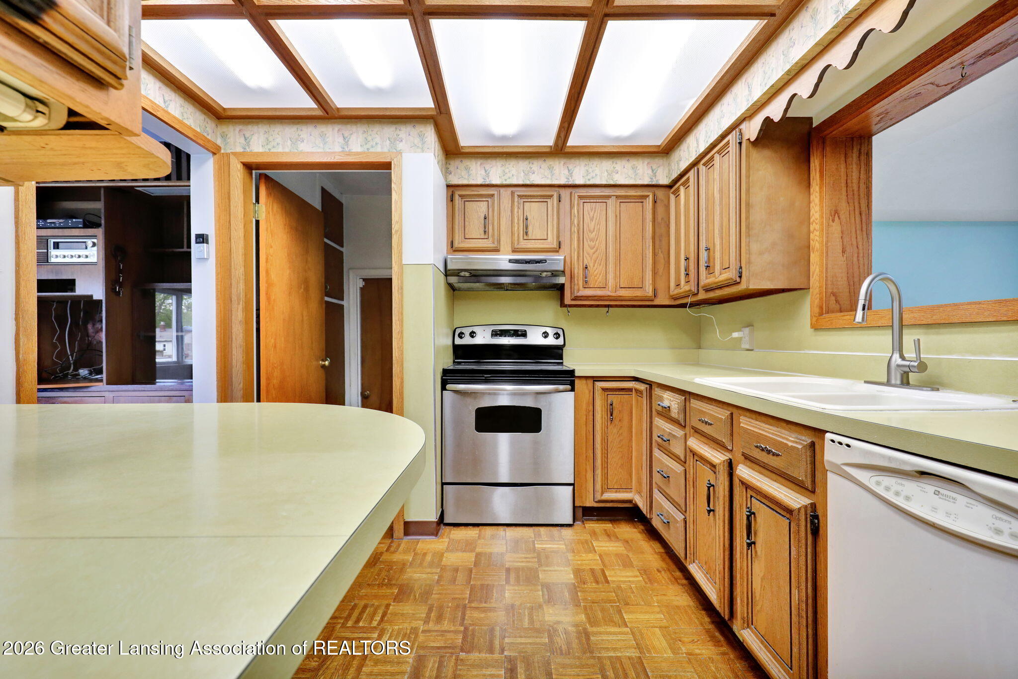 4604 Holt Road Holt, MI 48842 - Photo 16 of 43 16_29-web-or-mls-Open Ended Media-16