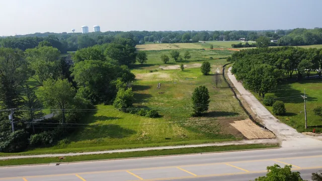 $1,095,000 | 23W731 Hobson Road, Naperville, IL 60540