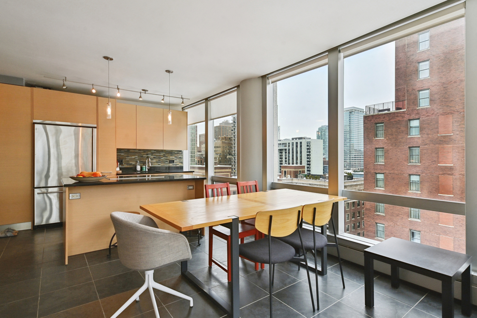 1300 North Astor Street, Unit 14C Chicago, IL 60610 - Photo 5 of 10