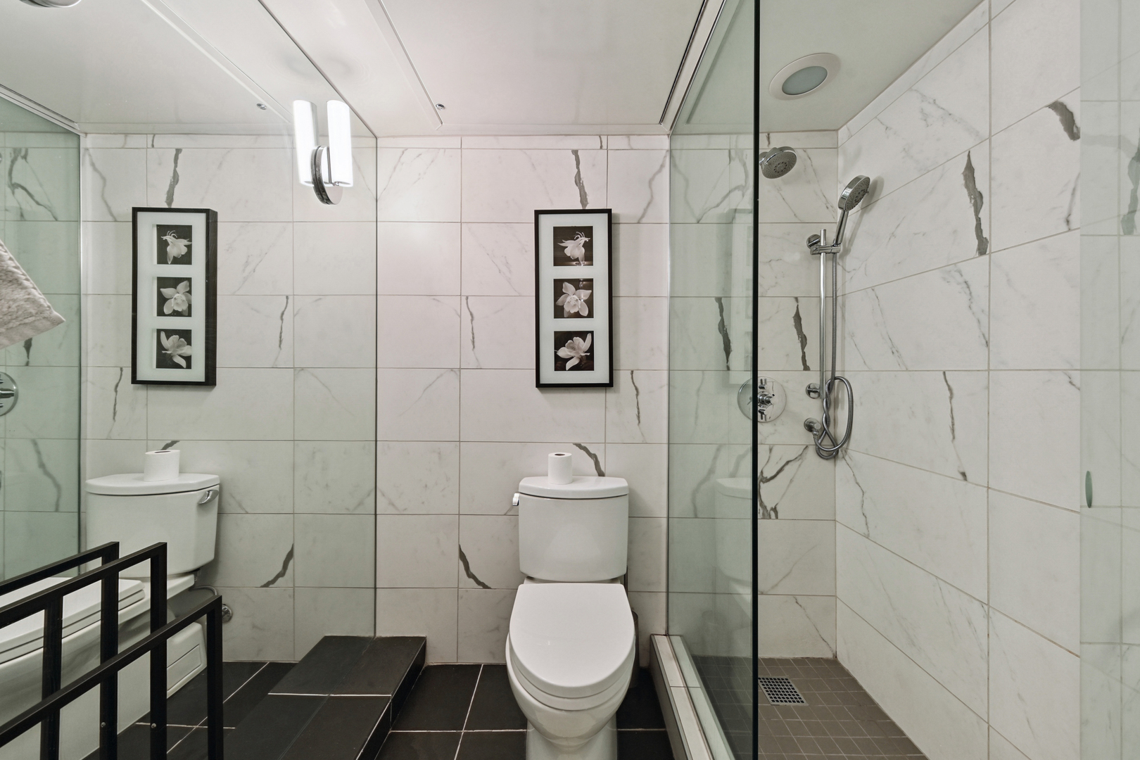 1300 North Astor Street, Unit 14C Chicago, IL 60610 - Photo 9 of 10