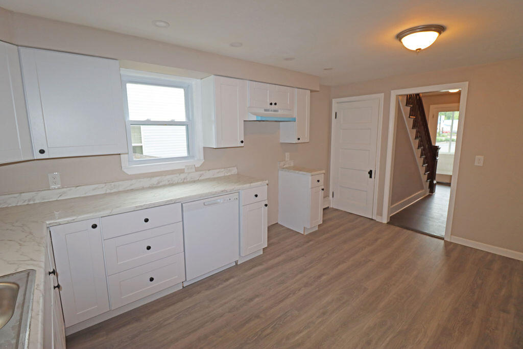 21 Butler Street Sanford, ME 04083 - Photo 17 of 35 IMG_3070