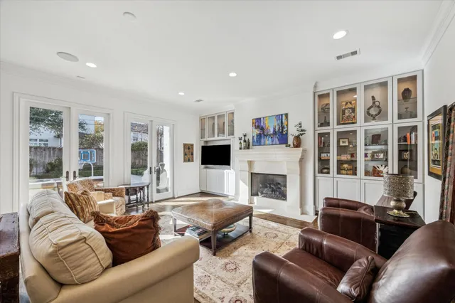 $1,549,000 | 807 North 2nd Street, Bellaire, TX 77401