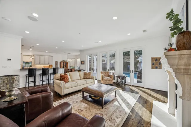 $1,549,000 | 807 North 2nd Street, Bellaire, TX 77401