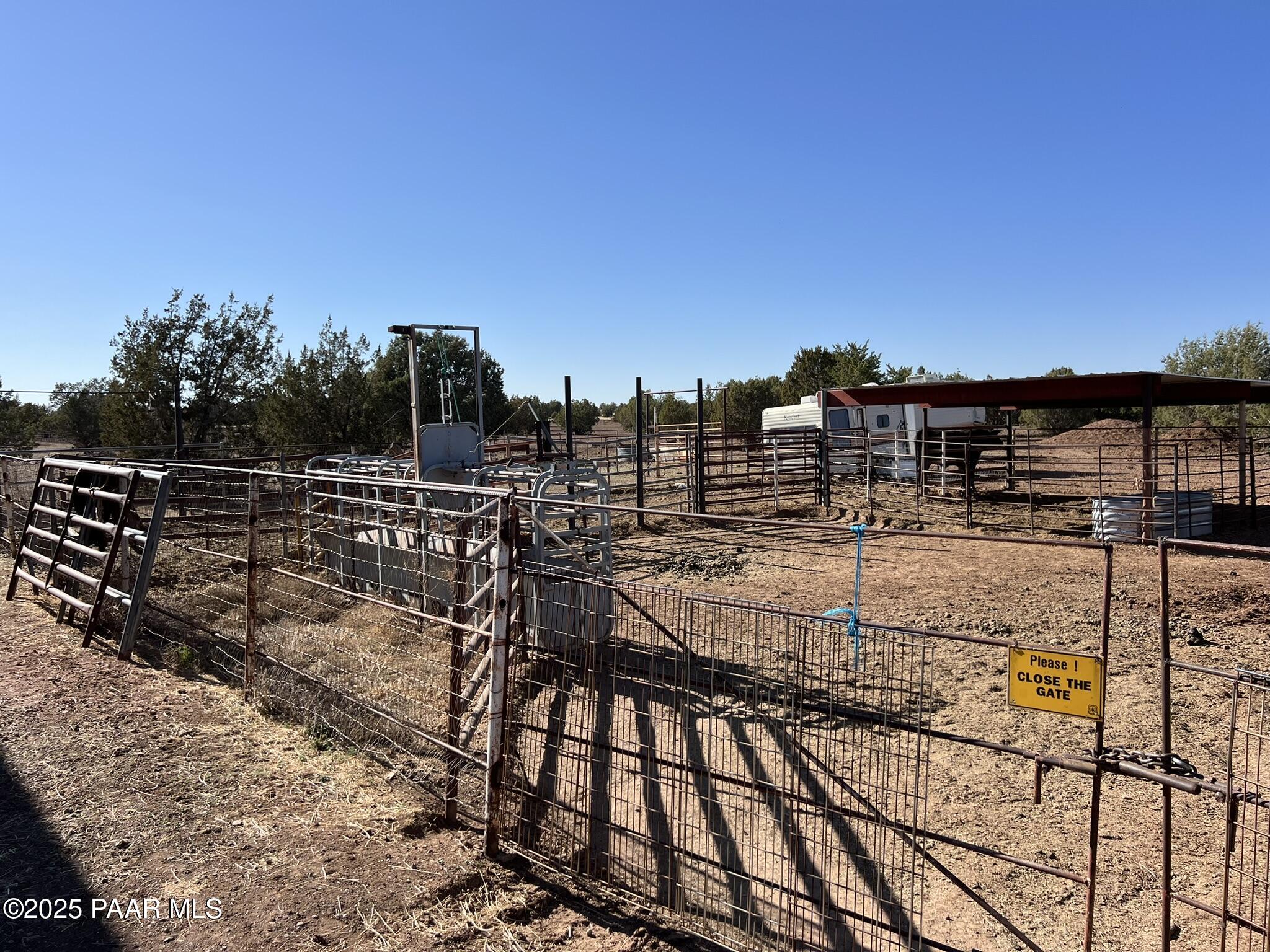 314 Bullock Road Ash Fork, AZ 86320 - Photo 28 of 33 a view of a terrace