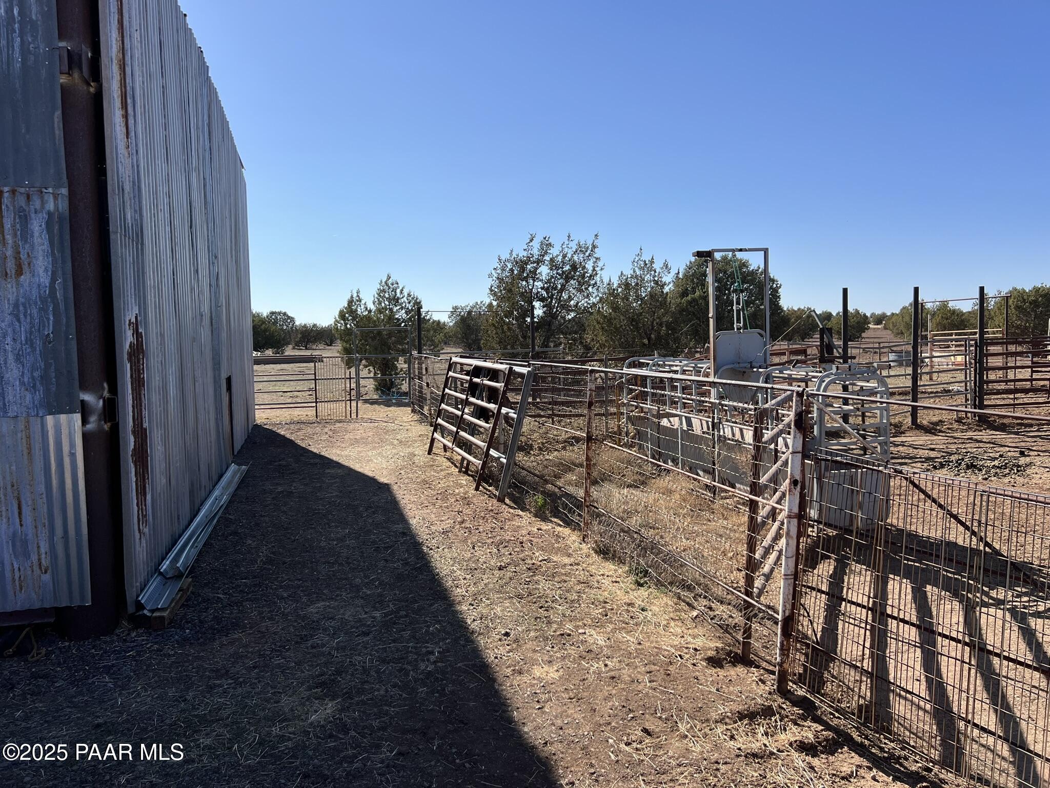 314 Bullock Road Ash Fork, AZ 86320 - Photo 29 of 33