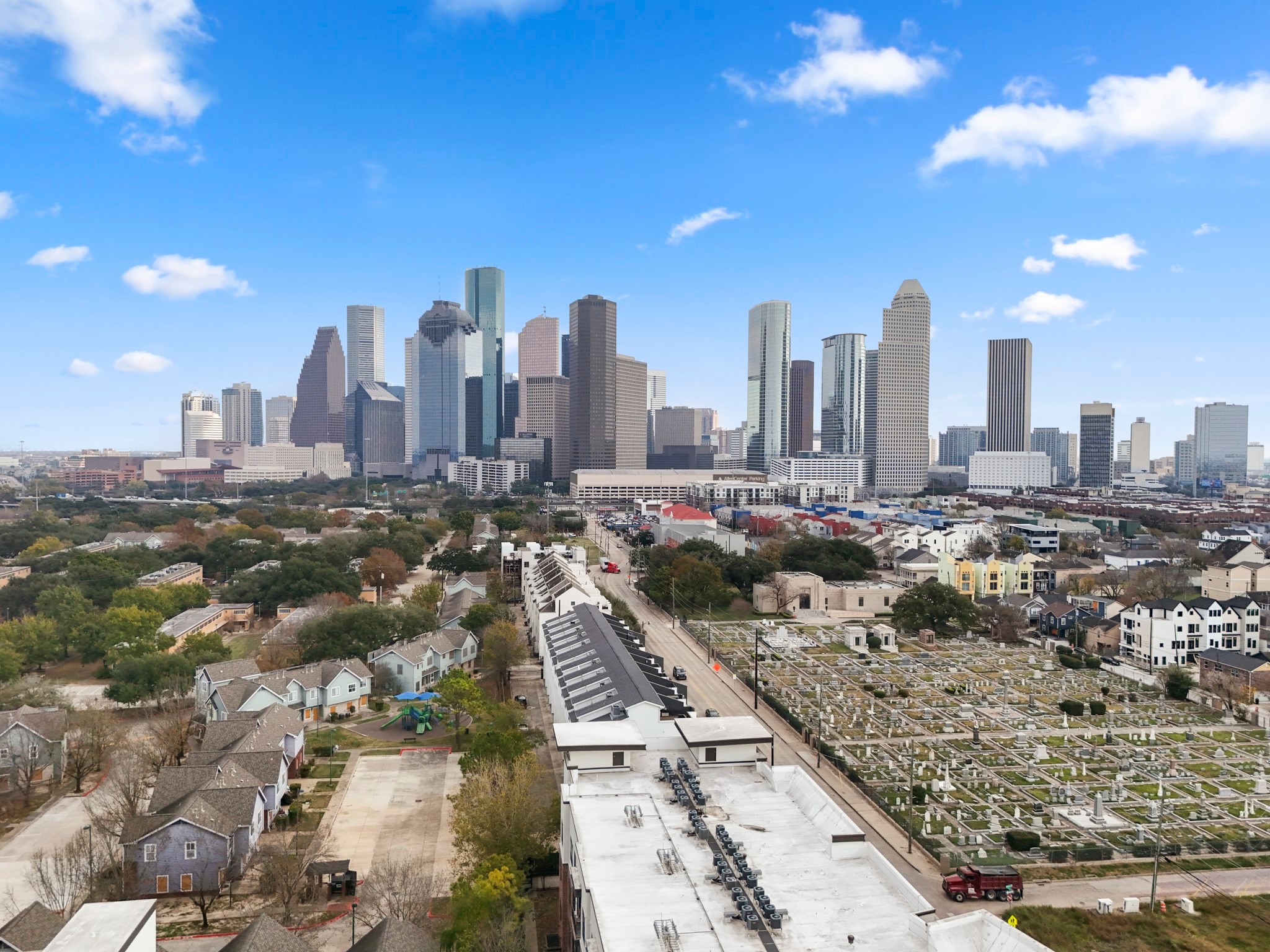 1310 West Dallas Street Houston, TX 77019 - Photo 2 of 50 a view of a city