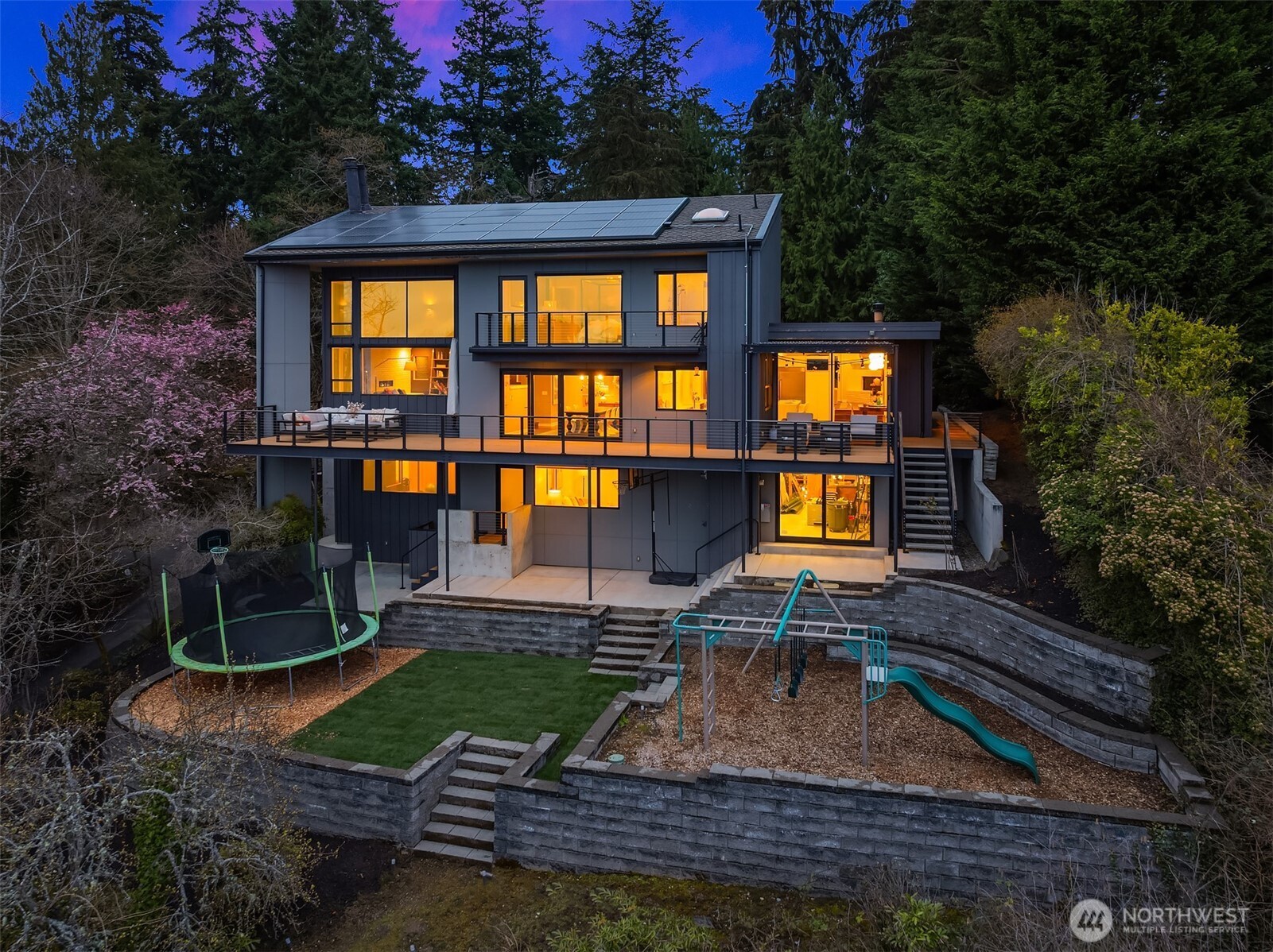 5340 West Mercer Way Mercer Island, WA 98040 - Photo 35 of 36 a view of a house with pool and sitting area